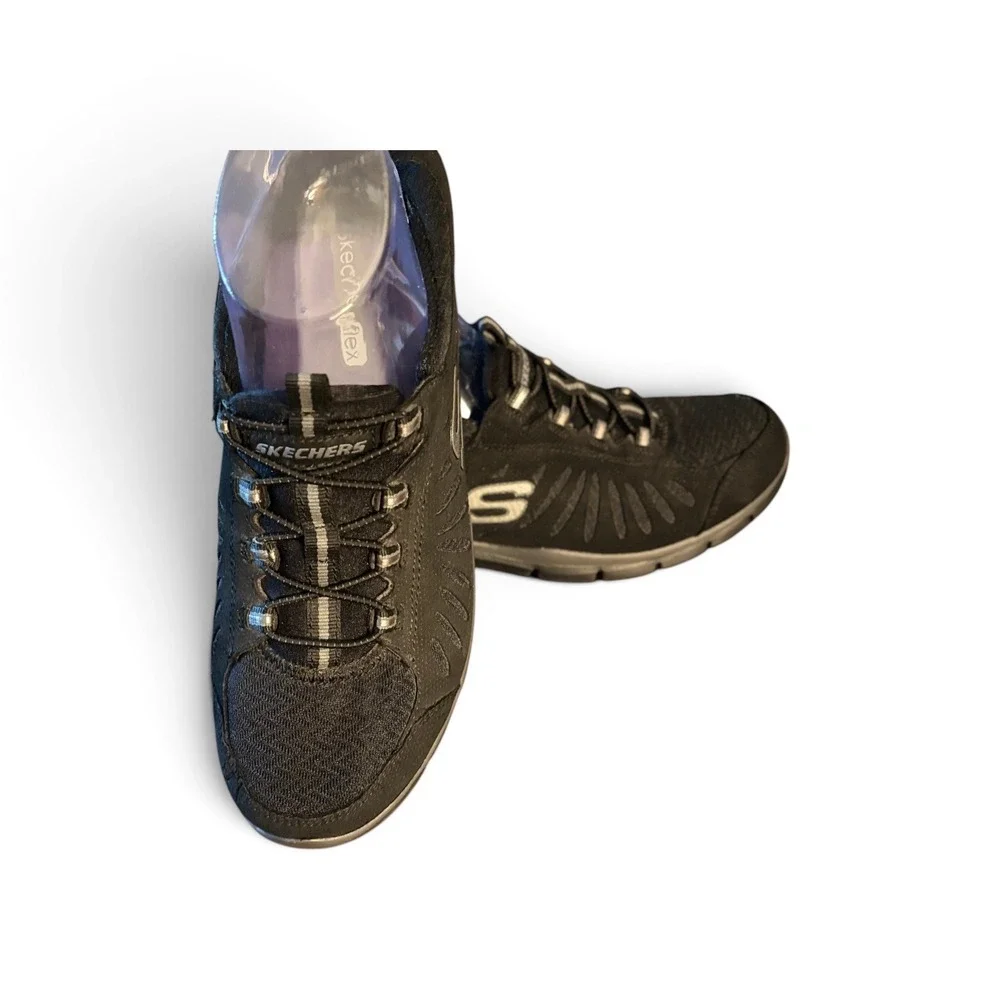 Skechers Gratis In Motion 22169 Women's 7.5 Black Flex Bungee Sneakers EU 37.5